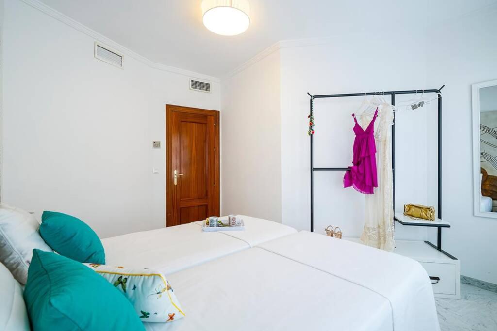 Lovely And Chic Apartment In The Heart Of Sevilla Bagian luar foto