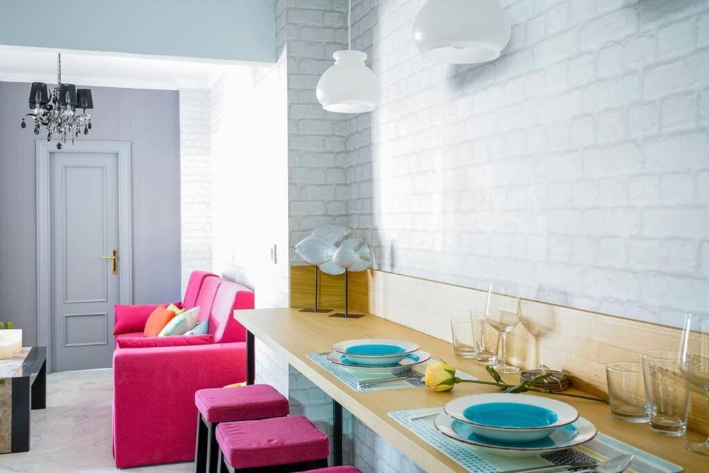 Lovely And Chic Apartment In The Heart Of Sevilla Bagian luar foto